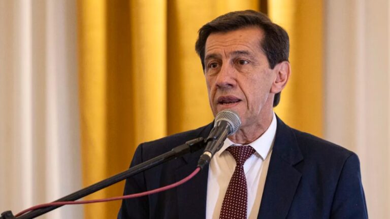 Carlos Sadir