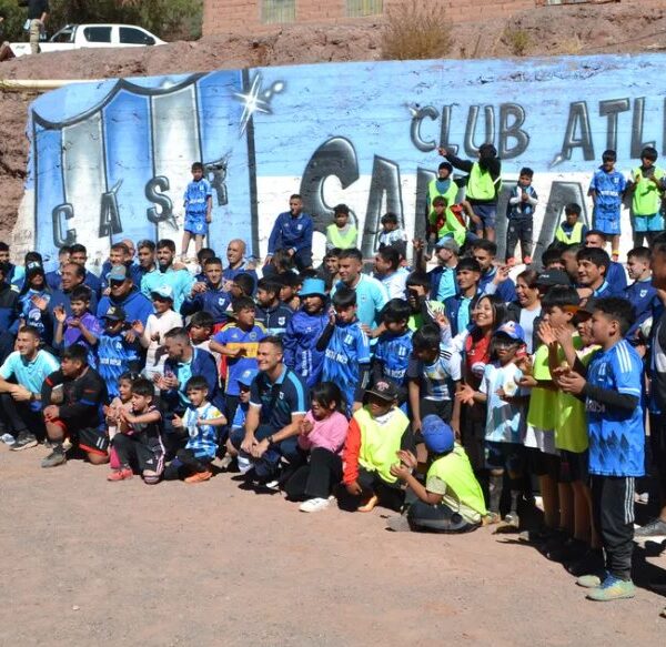 Clínica de fútbol del Lobo Jujeño en Purmamarca