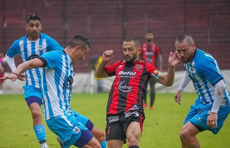 Gimnasia (J) venció a Defensores de Belgrano en tiempo de descuento