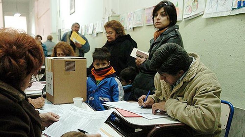 Elecciones del 11 de Mayo: pago a autoridades de mesa y delegados electorales