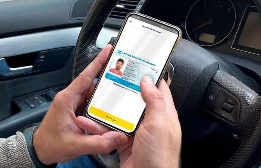 Los trámites para obtener la licencia nacional de conducir digital