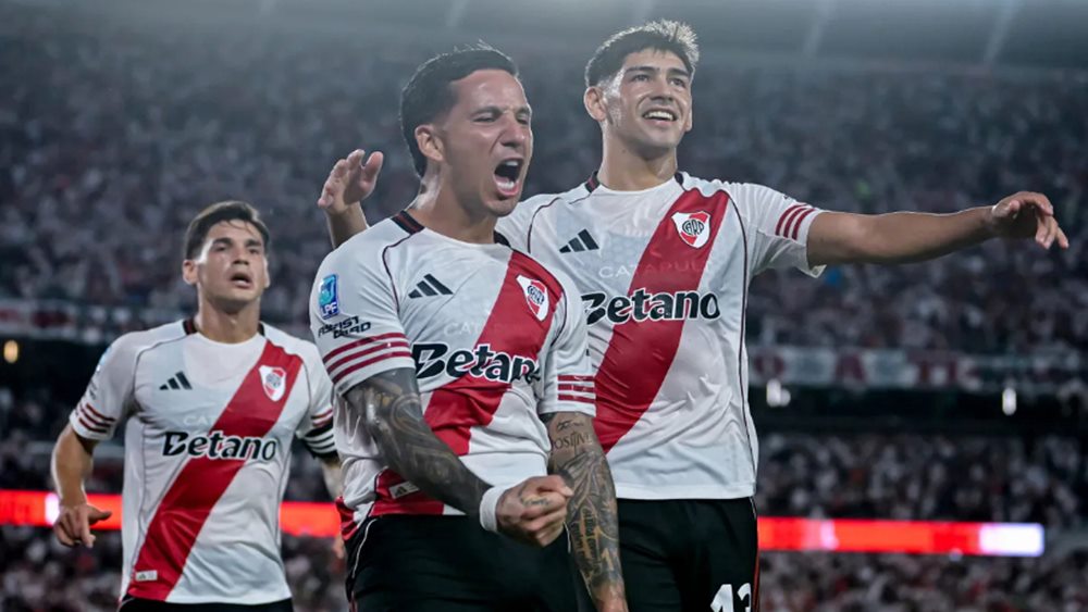 River Plate 2 Sarmiento 0