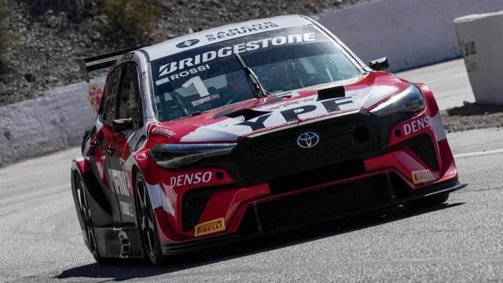 TC2000: Matías Rossi se impuso en El Zonda en intenso final