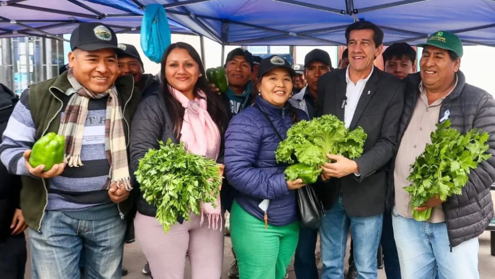El Carmen celebra su aniversario con la muestra itinerante «Regiones Vivas»
