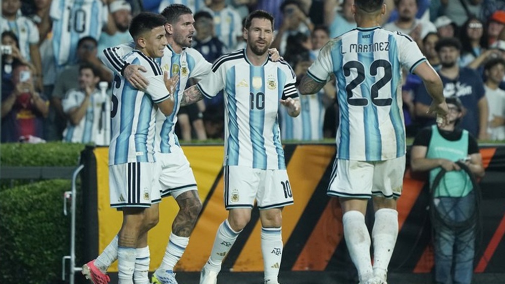 Messi volvió, marcó en dos minutos y Argentina llega afilada a la defensa del título