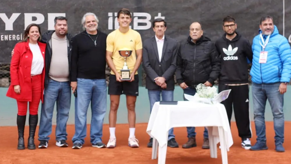 Tennis Tour