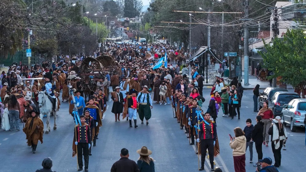 Marcha evocativa del Exodo Jujeño