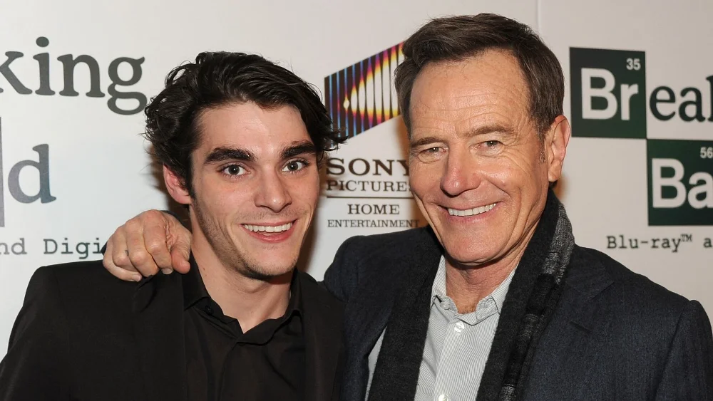 Bryan Cranston - RJ Mitte