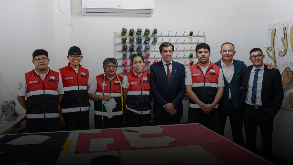 El SAME de Jujuy incorporó equipamiento médico, dos vehículos y habilitó un taller de costura