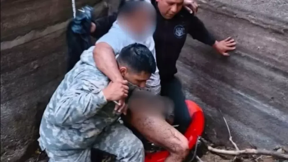 Rescate en Dique Los Alisos